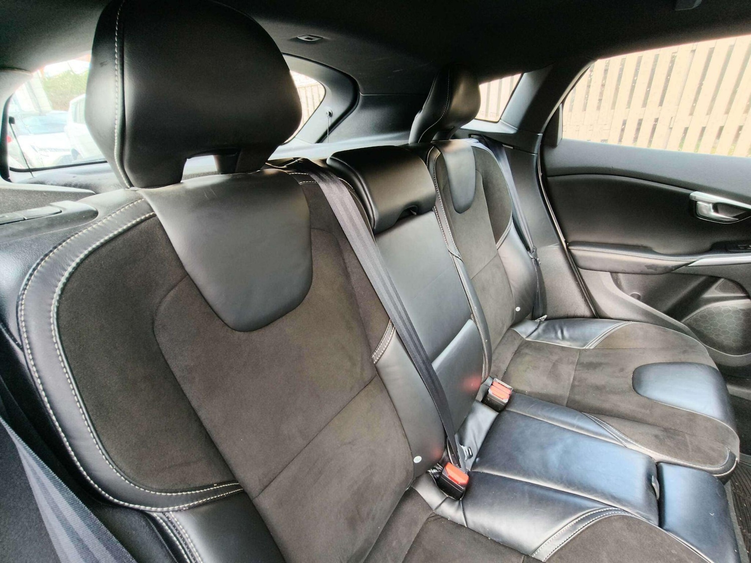 Used Volvo V40 2014 for sale - 78219983: Photo 9