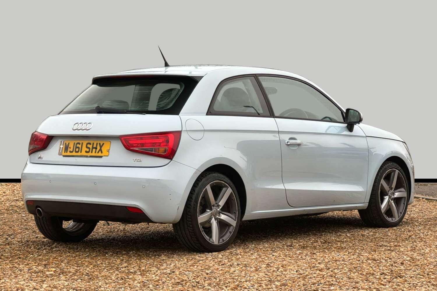 Used Audi A1 2011 for sale - 77695951: Photo 6