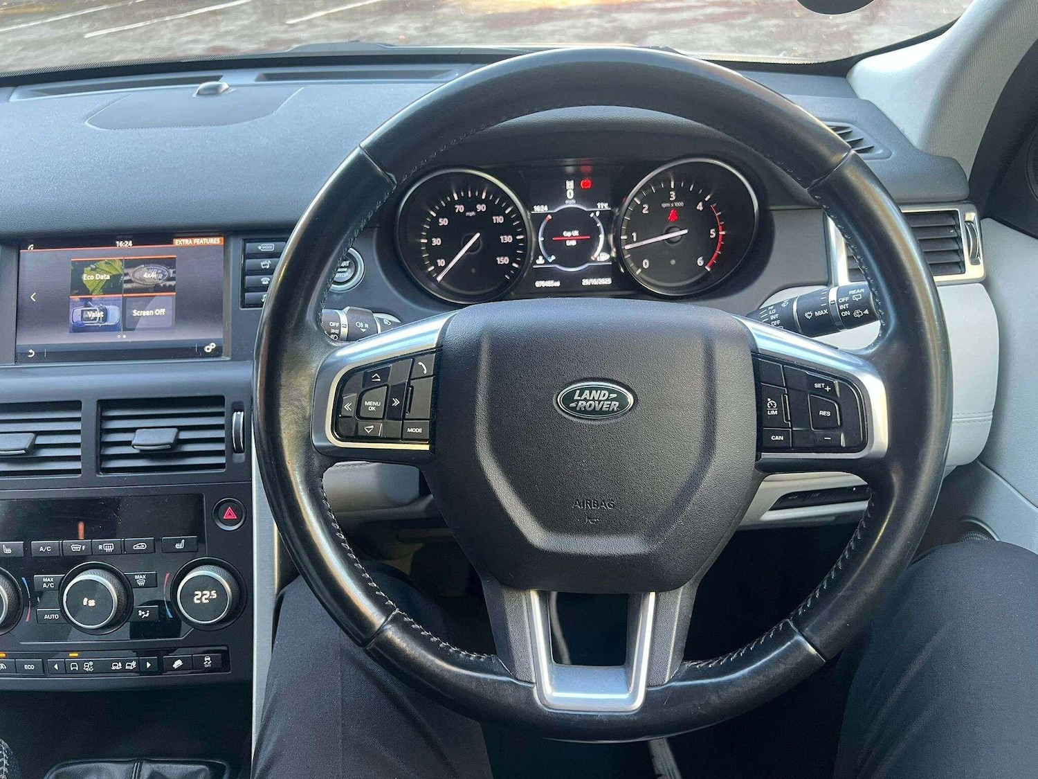 Used Land Rover Discovery Sport for sale - 76511783: Photo 17