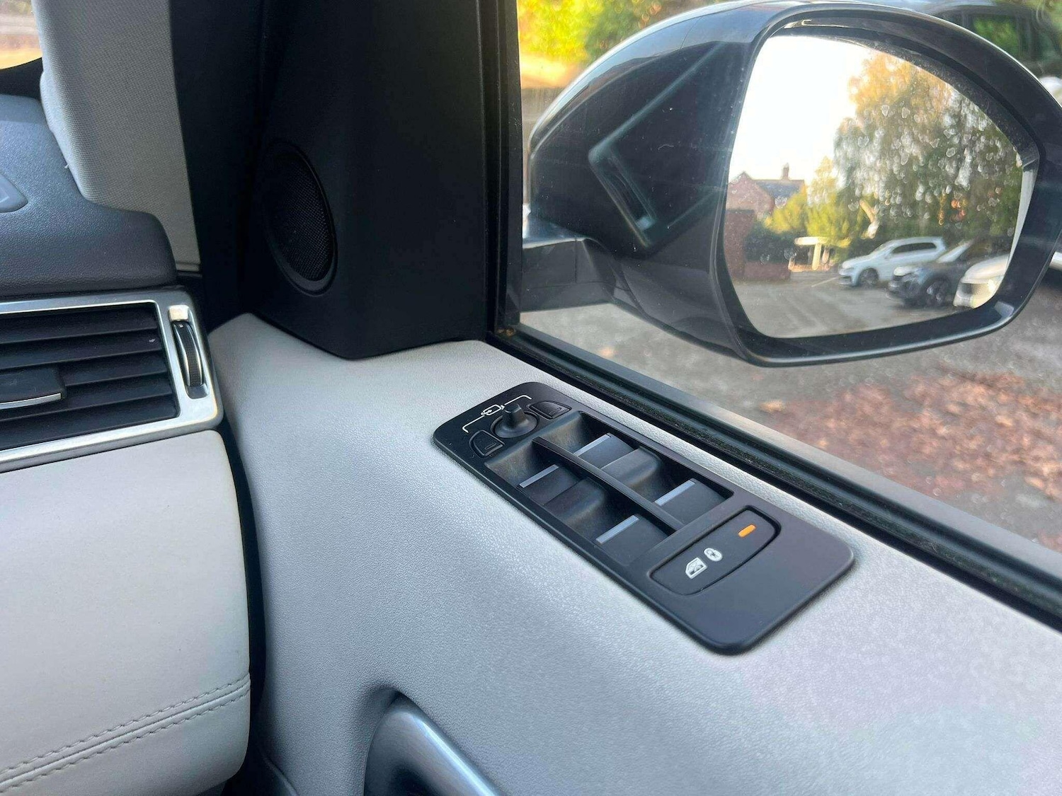 Used Land Rover Discovery Sport for sale - 76511783: Photo 31