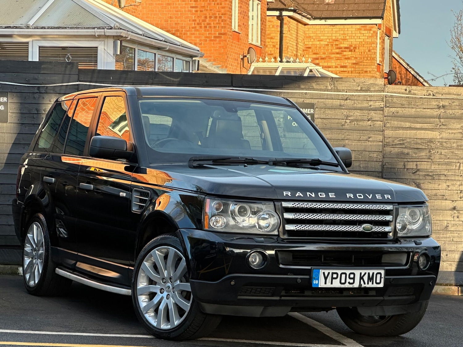 Used Land Rover Range Rover Sport 2009 for sale - 76380839: Photo 18