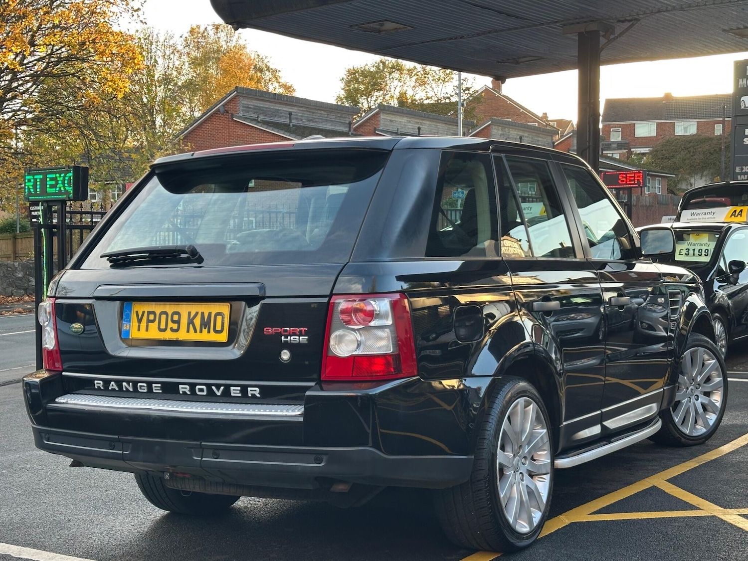 Used Land Rover Range Rover Sport 2009 for sale - 76380839: Photo 2