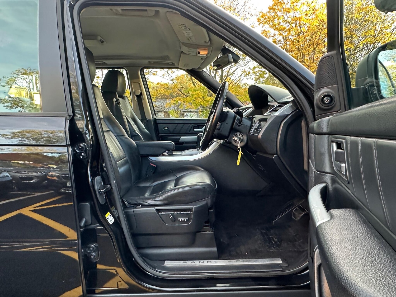 Used Land Rover Range Rover Sport 2009 for sale - 76380839: Photo 39