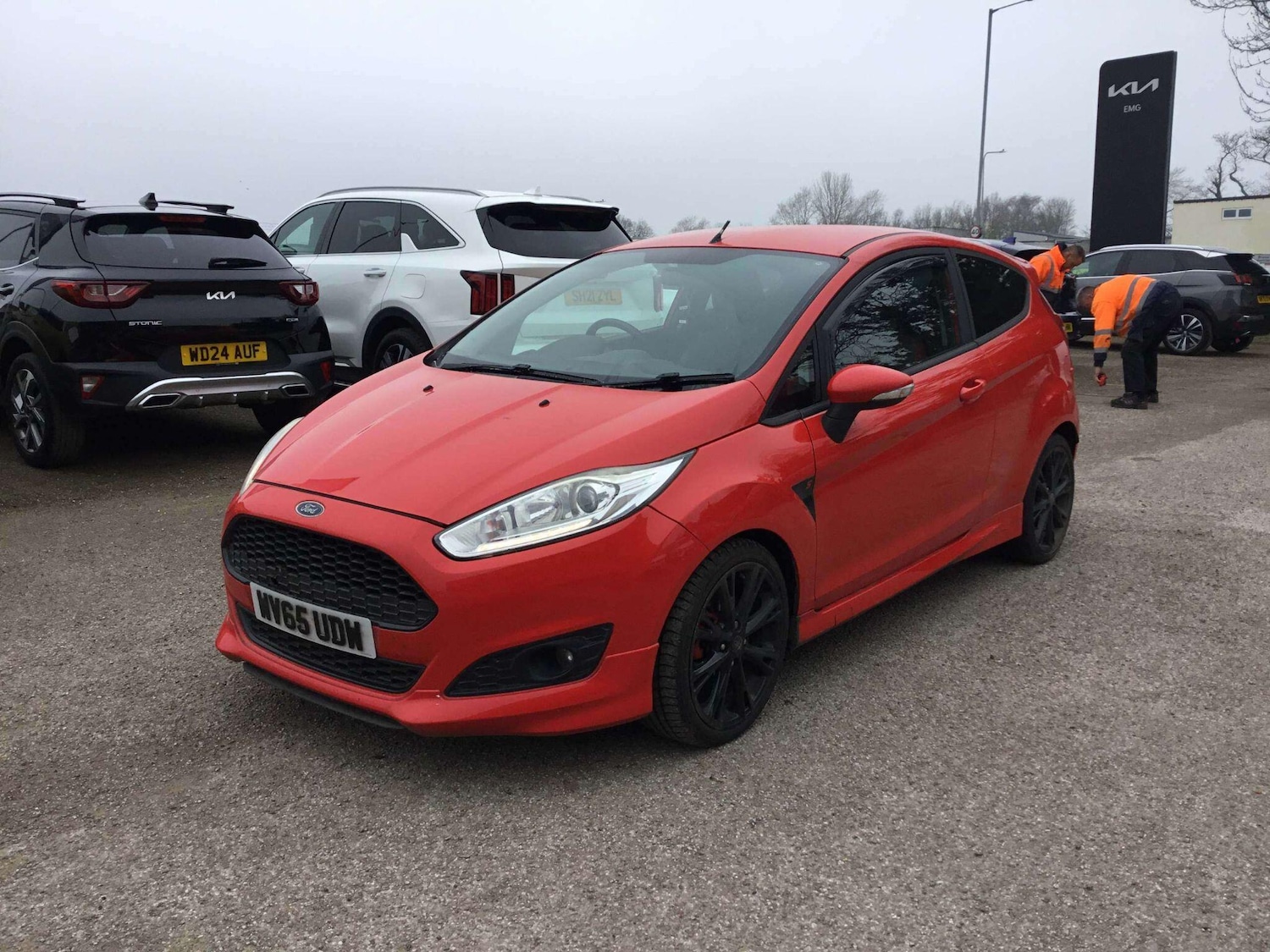 Used Ford Fiesta 2015 for sale - 78019629: Photo 2