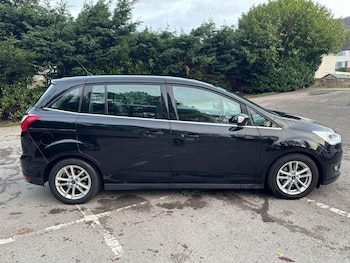 Used Ford Grand C-Max 2016 for sale - 76781037: Photo