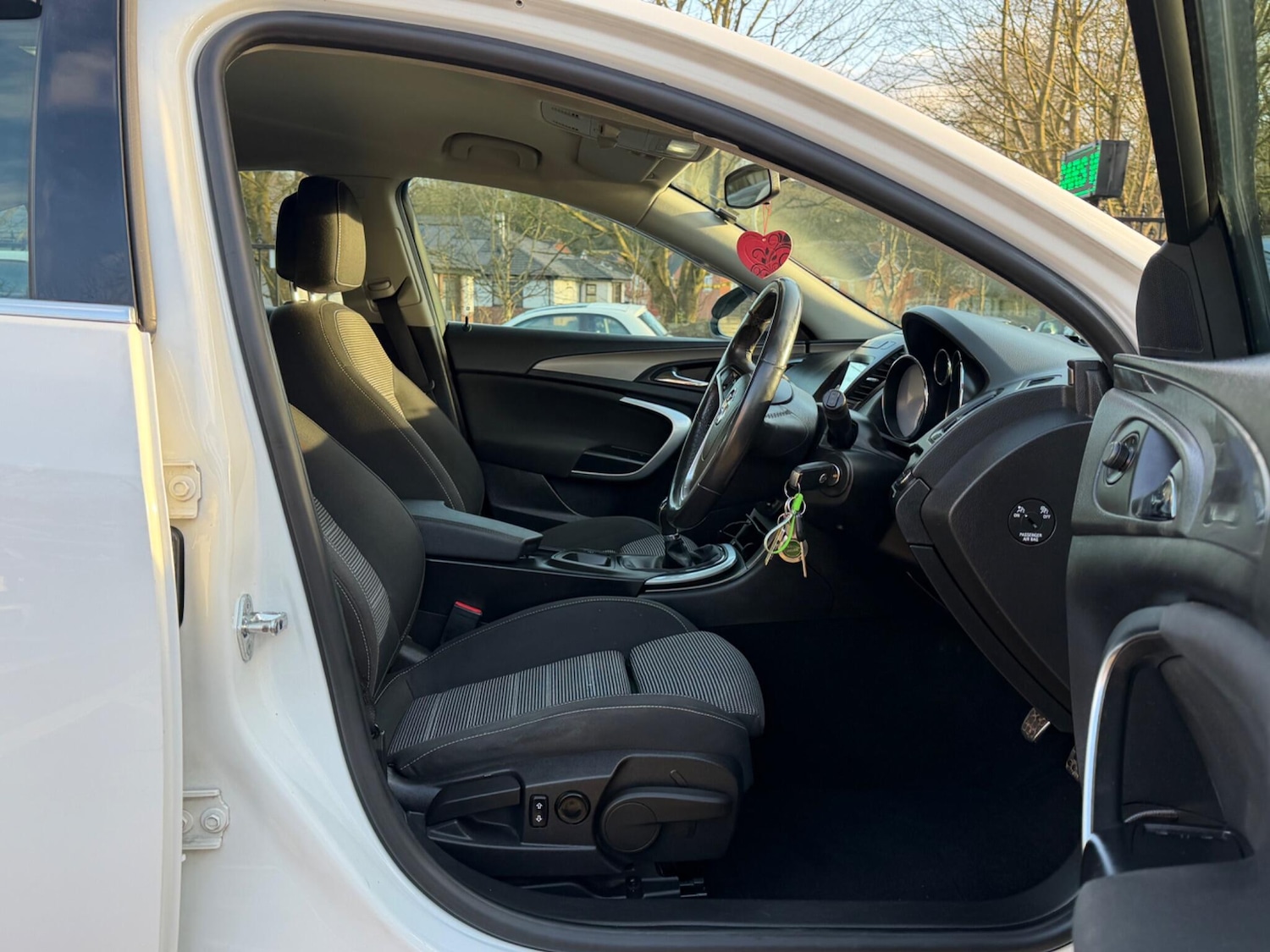 Used Vauxhall Insignia 2010 for sale - 78220377: Photo 12