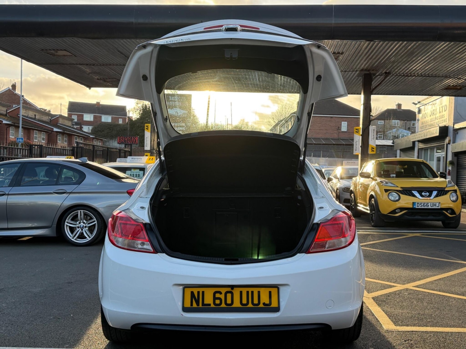 Used Vauxhall Insignia 2010 for sale - 78220377: Photo 14