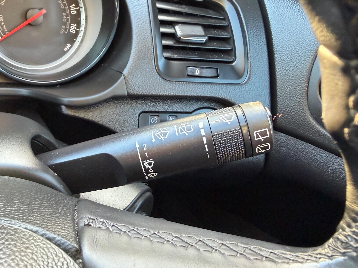 Used Vauxhall Insignia 2010 for sale - 78220377: Photo 29