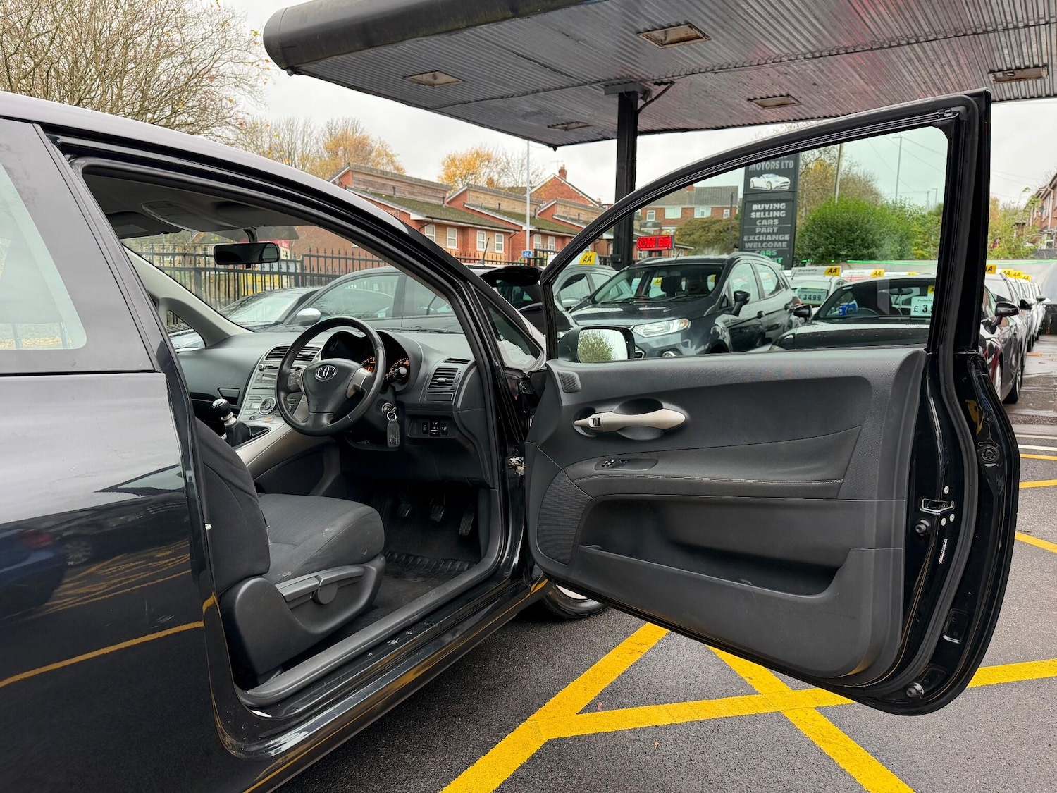 Used Toyota Auris 2009 for sale - 76326550: Photo 15