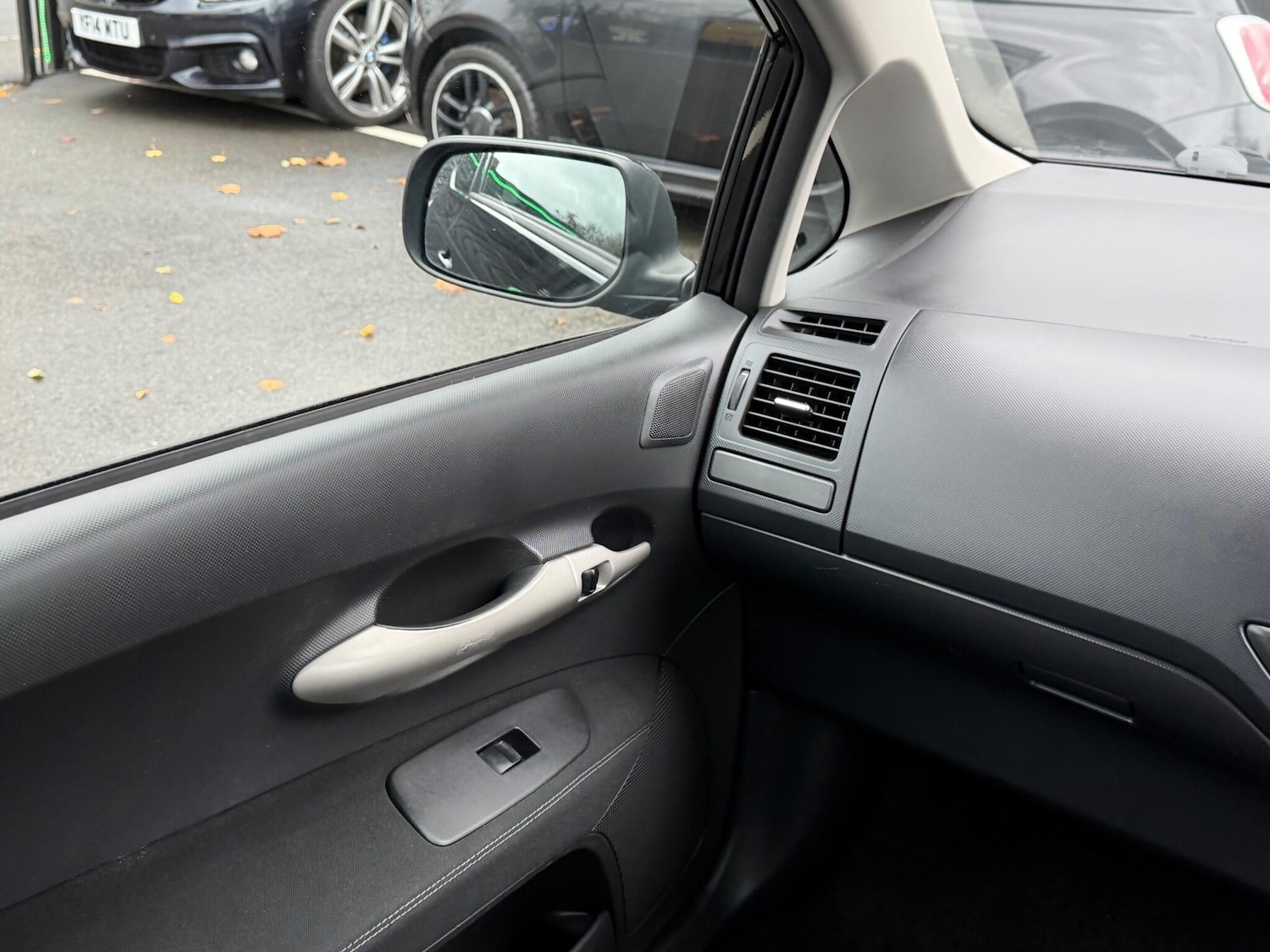 Used Toyota Auris 2009 for sale - 76326550: Photo 33