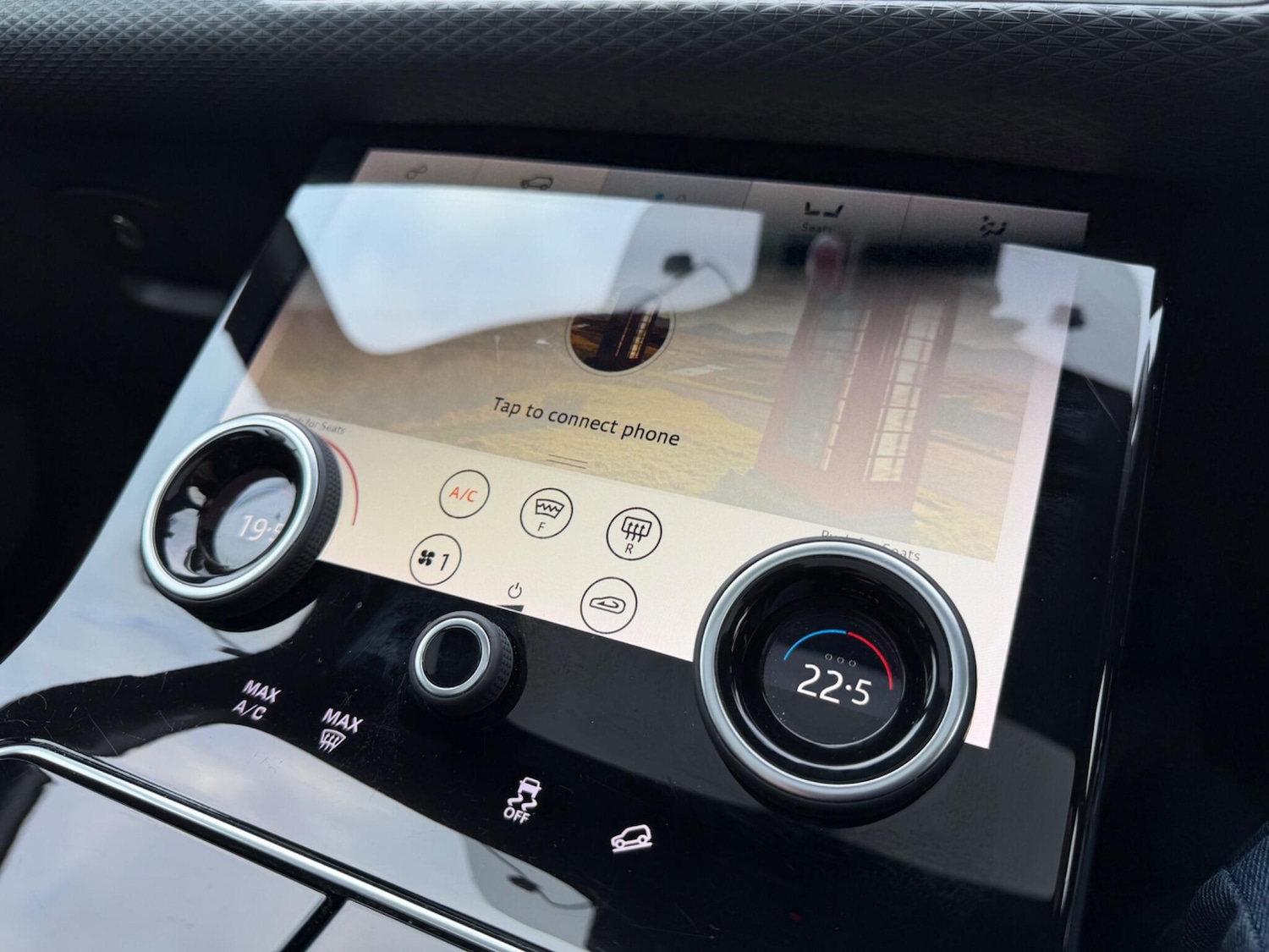 Used Land Rover Range Rover Velar 2020 for sale - 77495900: Photo 31