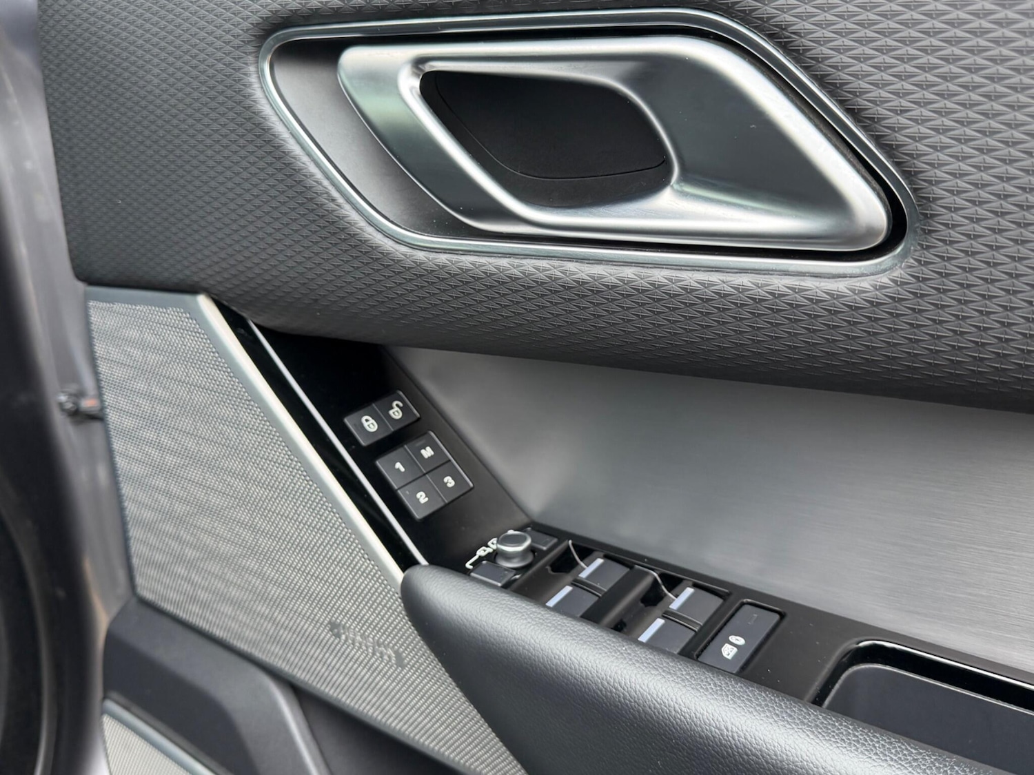 Used Land Rover Range Rover Velar 2020 for sale - 77495900: Photo 55