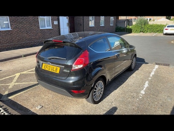 Used Ford Fiesta 2013 for sale - 79049896: Photo