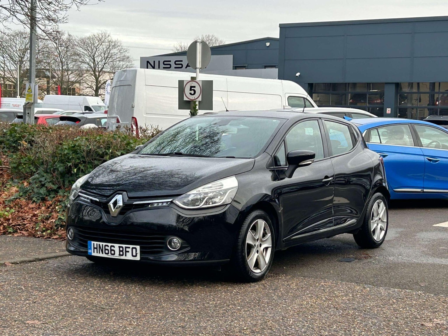 Used Renault Clio 2016 for sale - 77130799: Photo 2