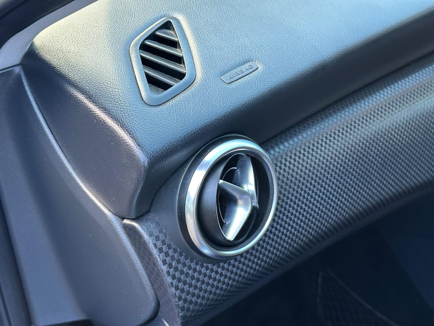 Used Mercedes-Benz A-Class 2016 for sale - 75884422: Photo 35