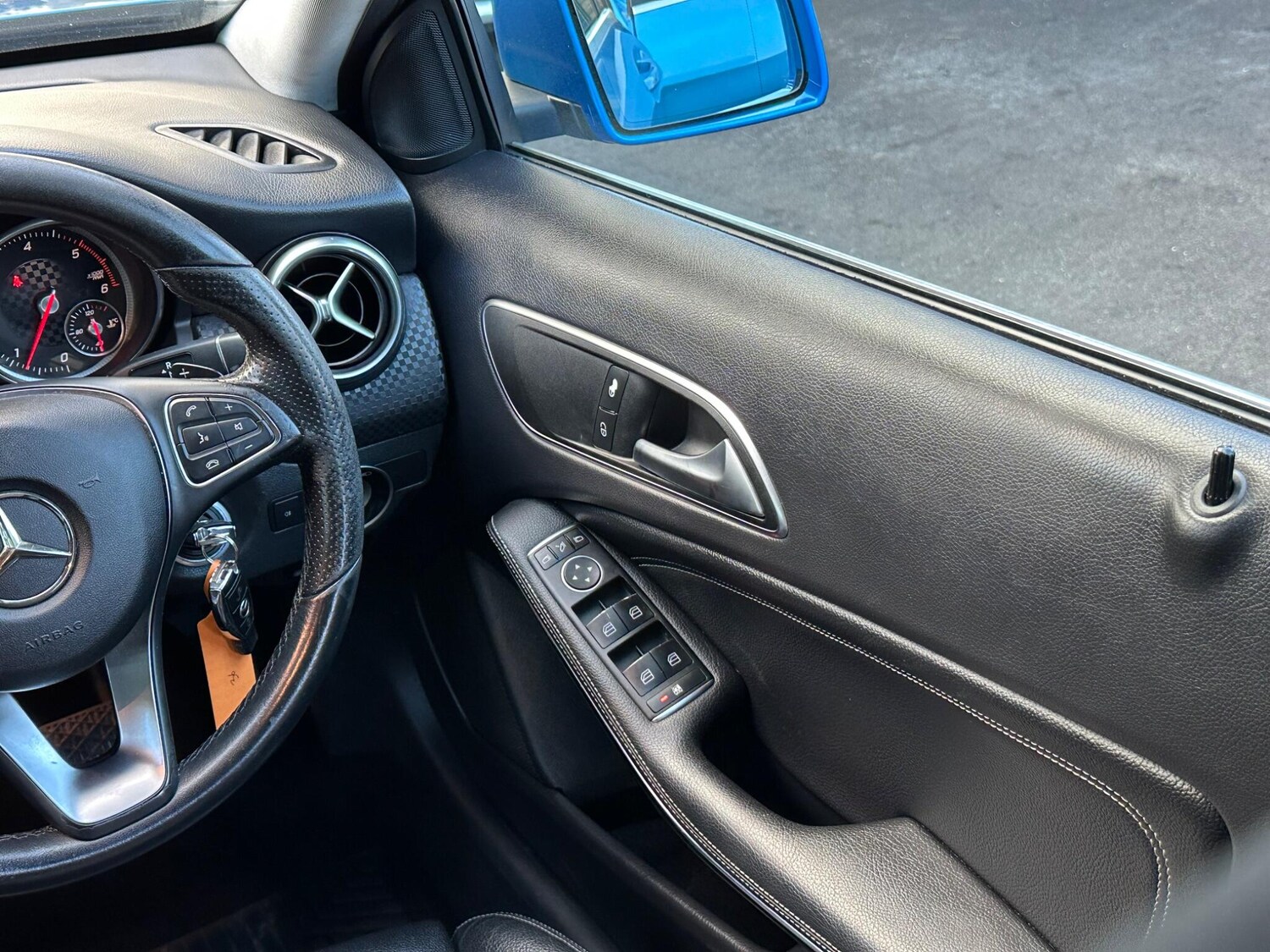 Used Mercedes-Benz A-Class 2016 for sale - 75884422: Photo 41