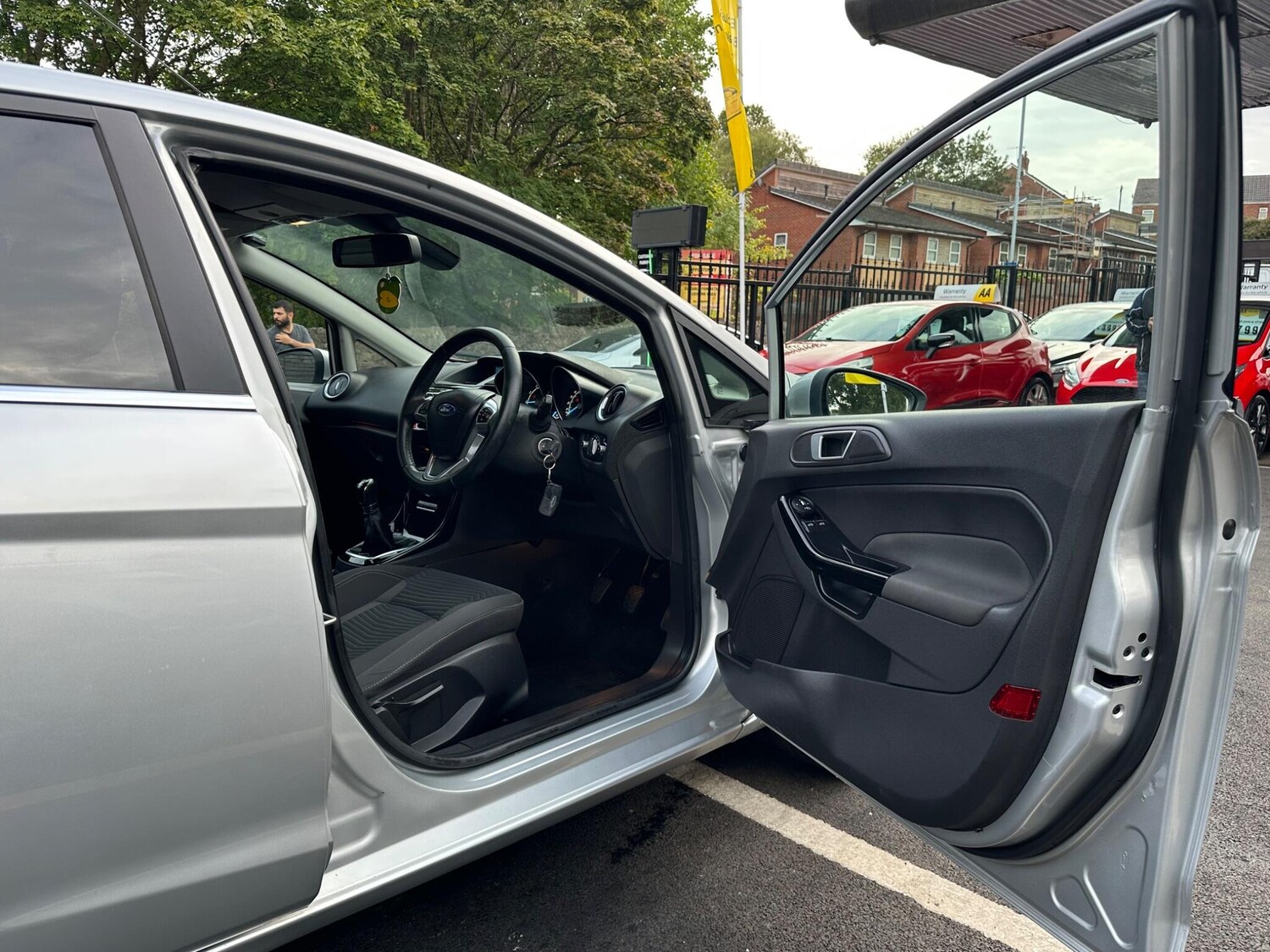 Used Ford Fiesta 2013 for sale - 76071858: Photo 12