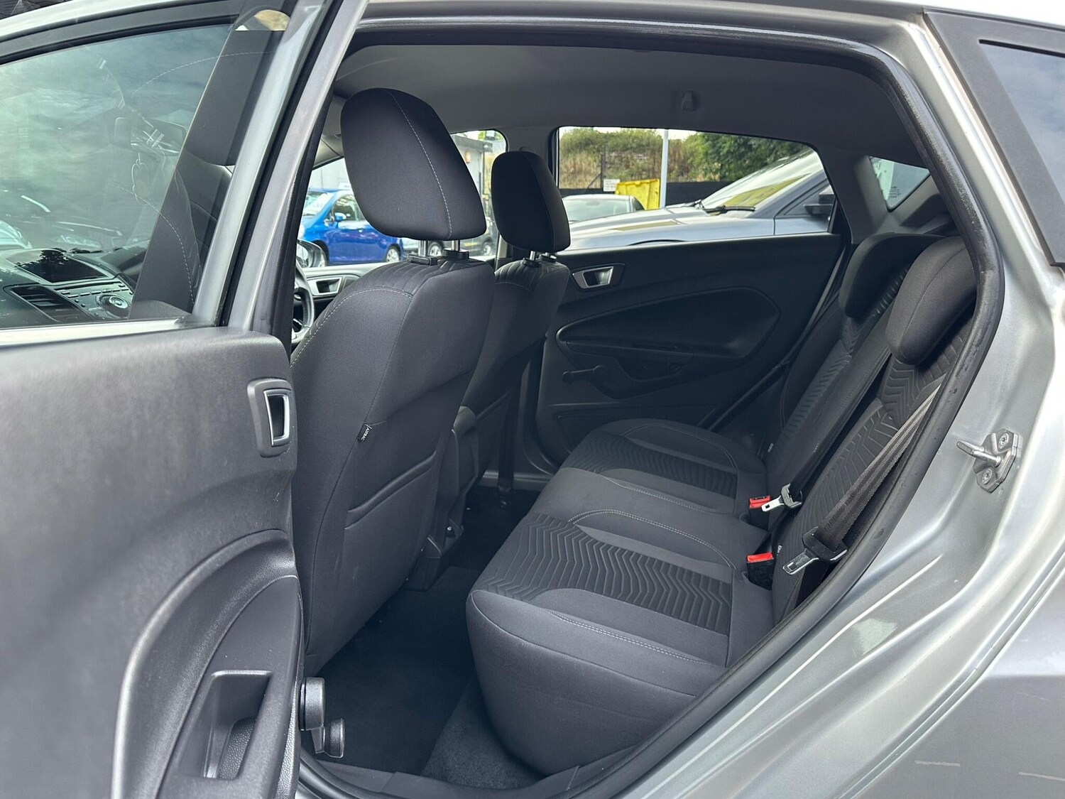 Used Ford Fiesta 2013 for sale - 76071858: Photo 14