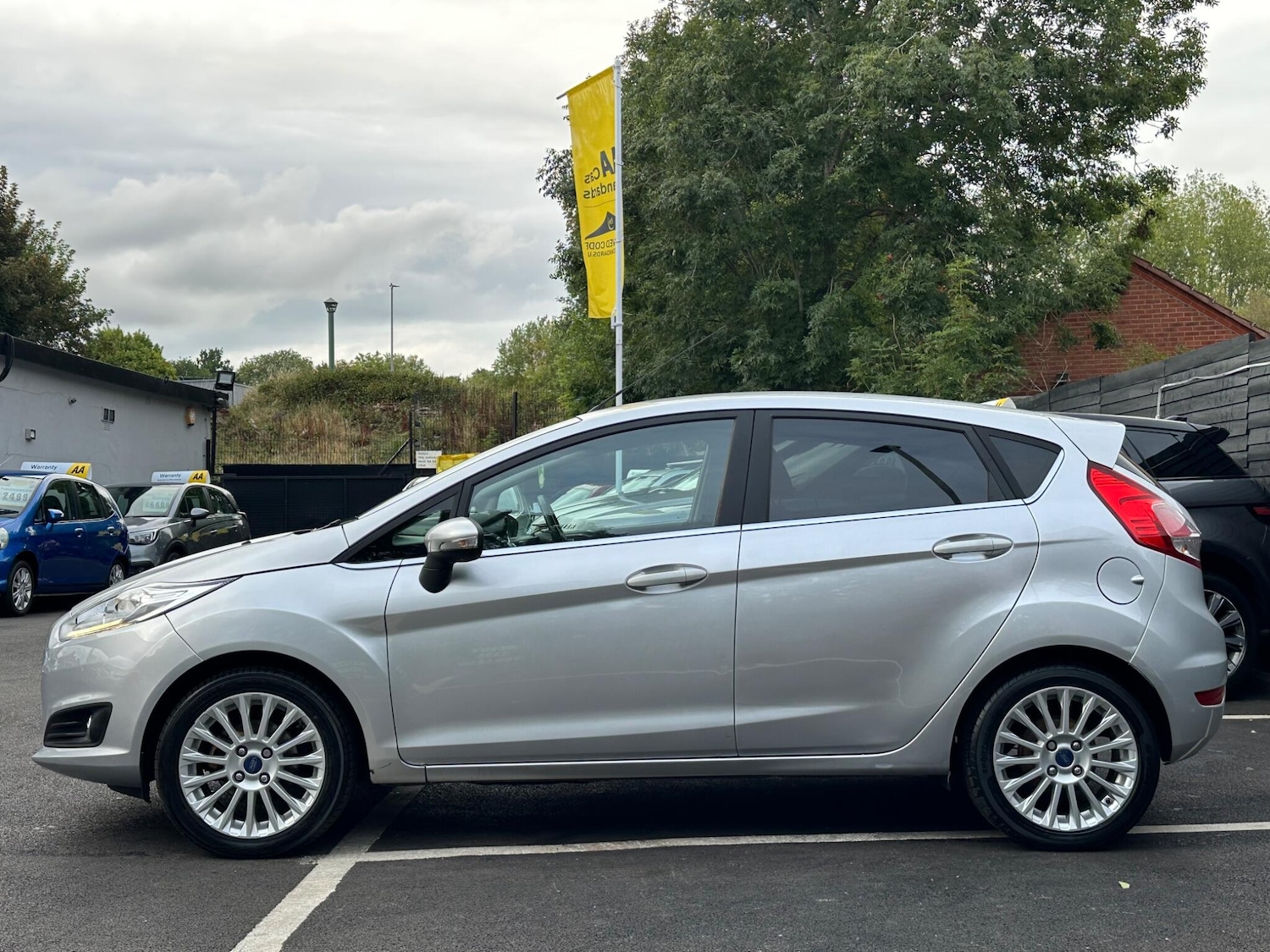 Used Ford Fiesta 2013 for sale - 76071858: Photo 22