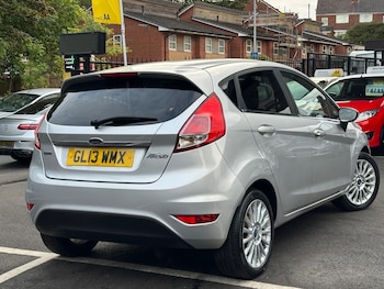 Used Ford Fiesta 2013 for sale - 76071858: Photo 2