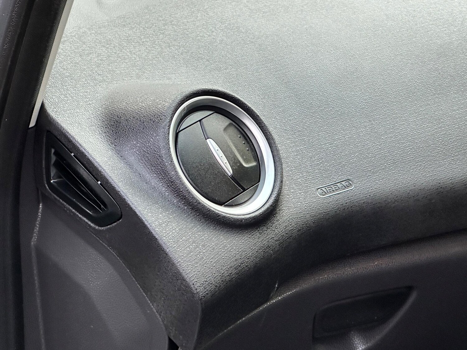 Used Ford Fiesta 2013 for sale - 76071858: Photo 32