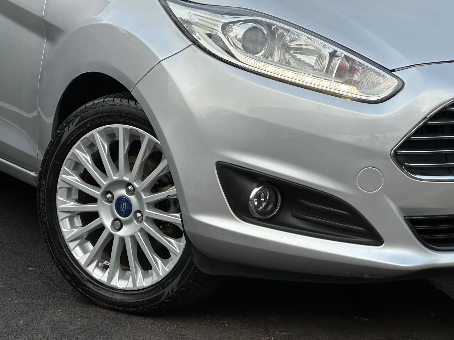 Used Ford Fiesta 2013 for sale - 76071858: Photo 42