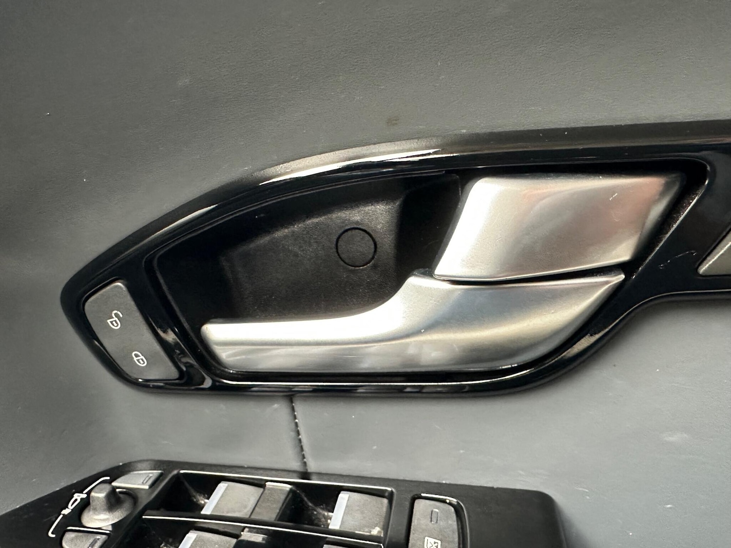 Used Land Rover Range Rover Evoque 2015 for sale - 77040789: Photo 67