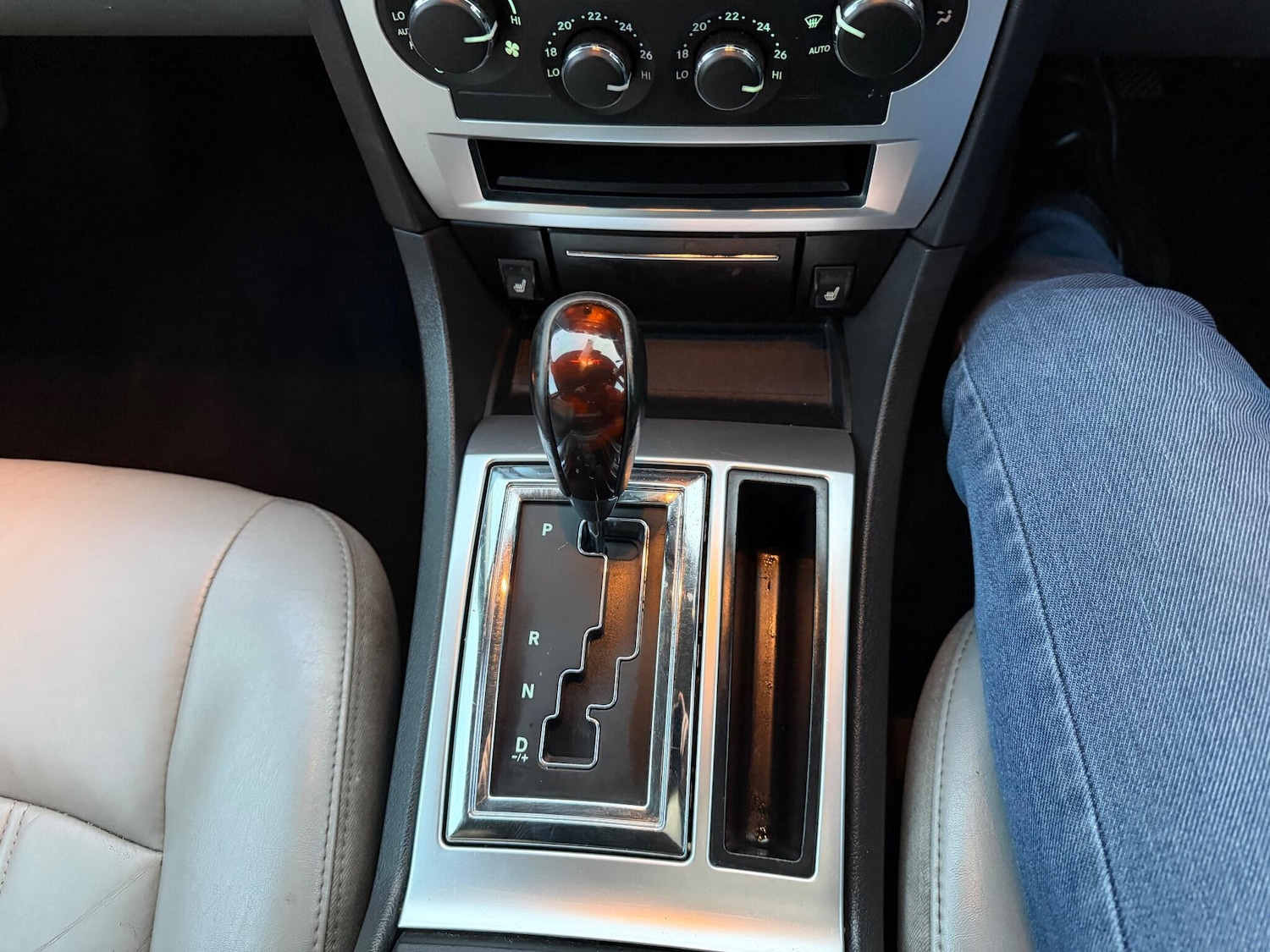 Used Chrysler 300C 2007 for sale - 76995259: Photo 65