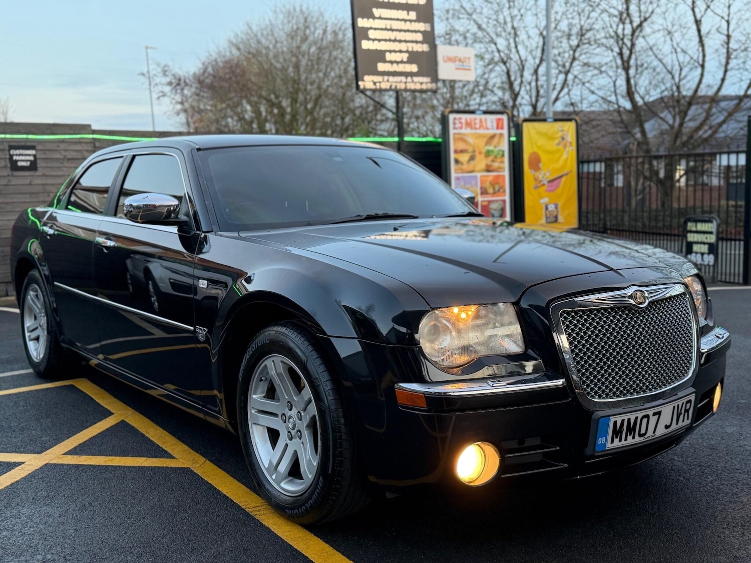 Used Chrysler 300C 2007 for sale - 76995259: Photo 8