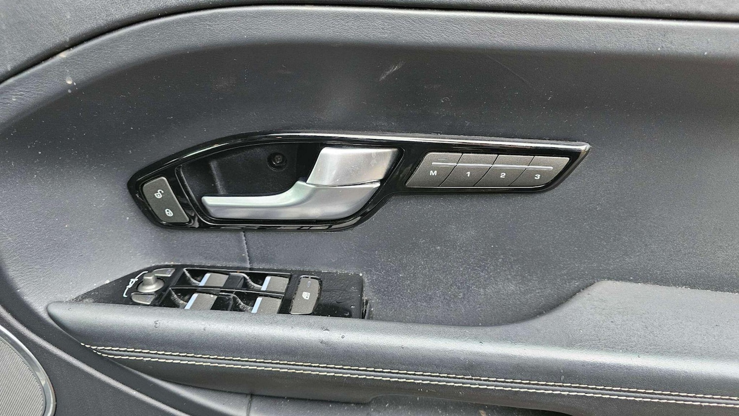 Used Land Rover Range Rover Evoque 2013 for sale - 77049932: Photo 12