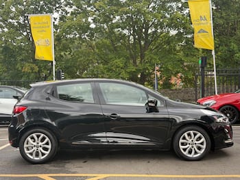 Used Renault Clio 2017 for sale - 79601688: Photo
