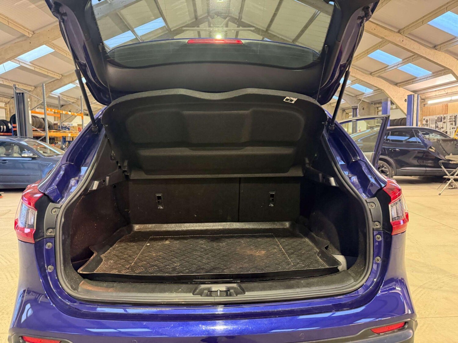 Used Nissan Qashqai for sale - 78058772: Photo 15