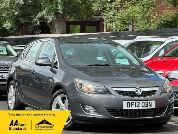 Used Vauxhall Astra 2012 for sale - 75493200: Photo 1