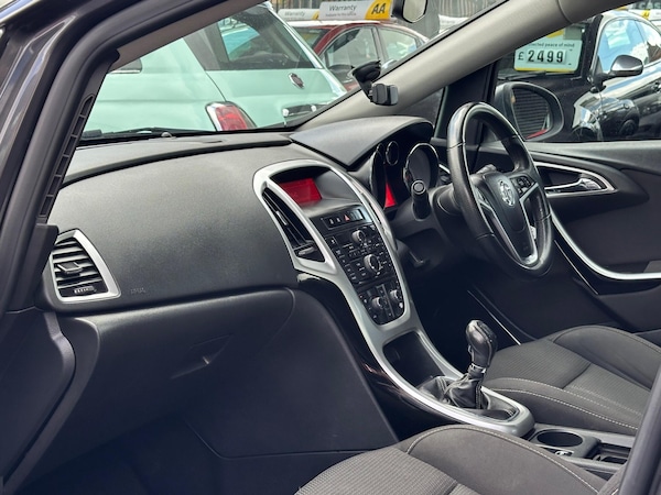 Used Vauxhall Astra 2012 for sale - 75493200: Photo 38