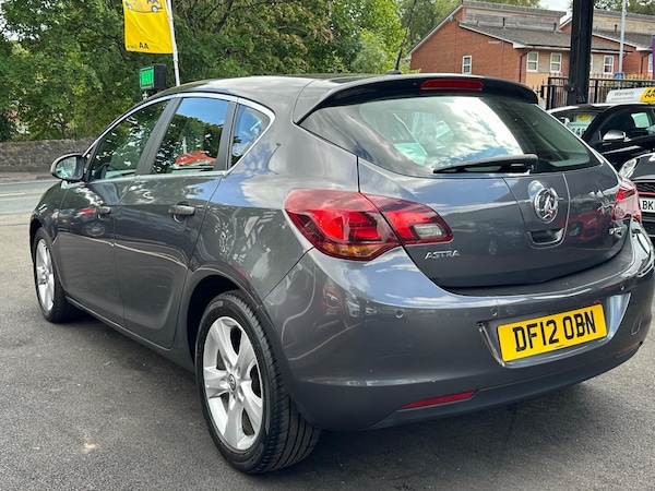 Used Vauxhall Astra 2012 for sale - 75493200: Photo 9