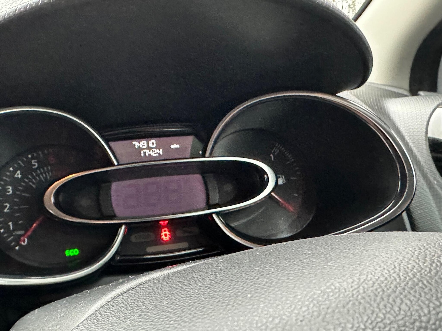 Used Renault Clio 2017 for sale - 77565052: Photo 10