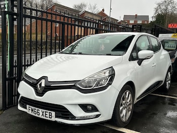 Used Renault Clio 2017 for sale - 77565052: Photo