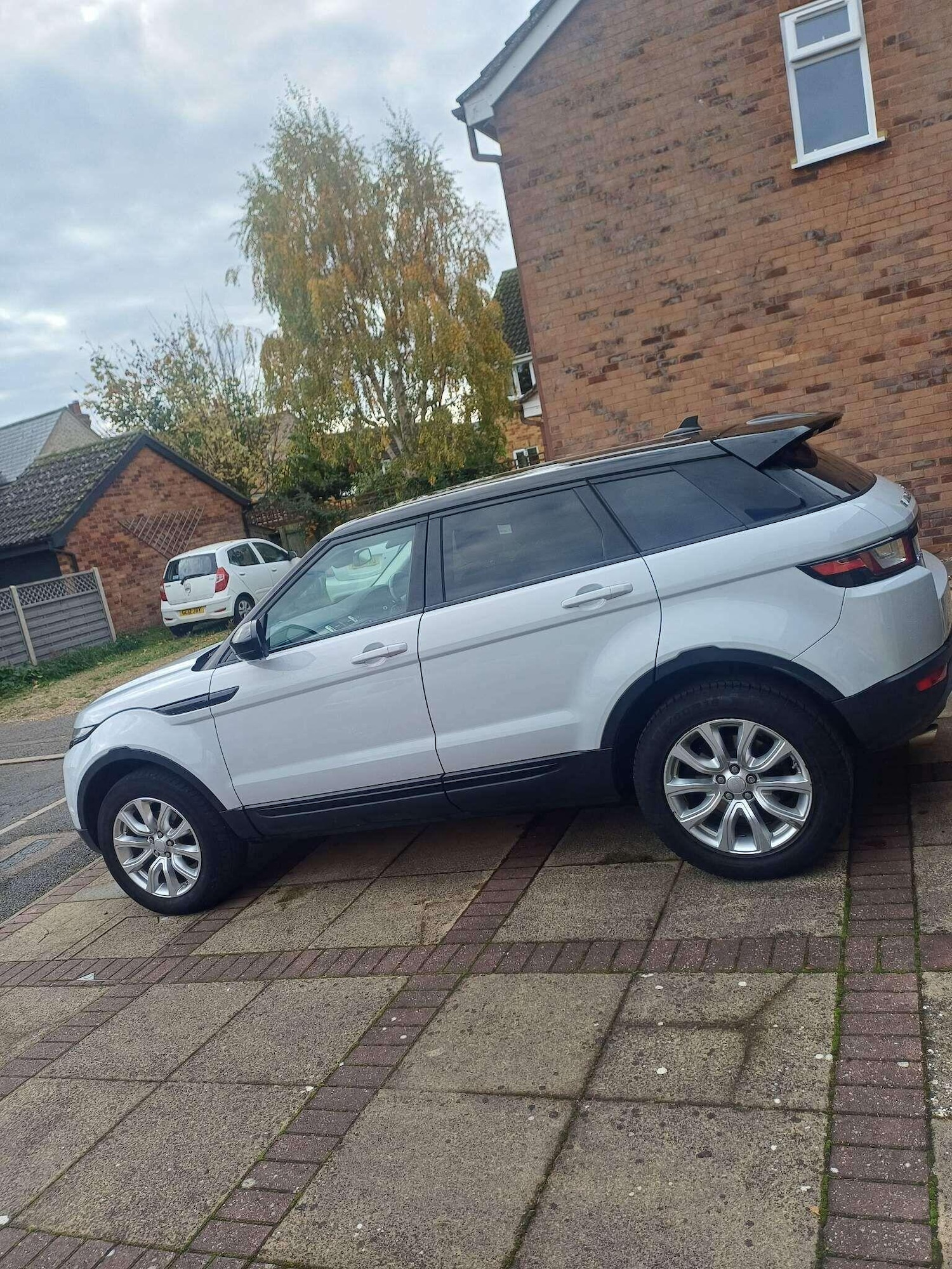 Used Land Rover Range Rover Evoque 2016 for sale - 76472807: Photo 3