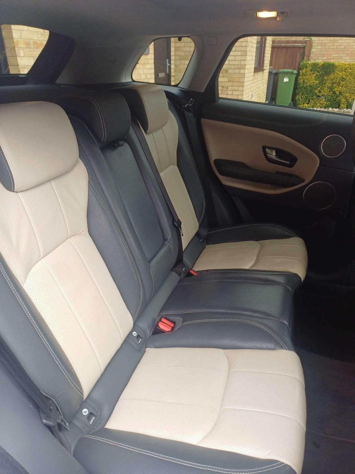 Used Land Rover Range Rover Evoque 2016 for sale - 76472807: Photo 8