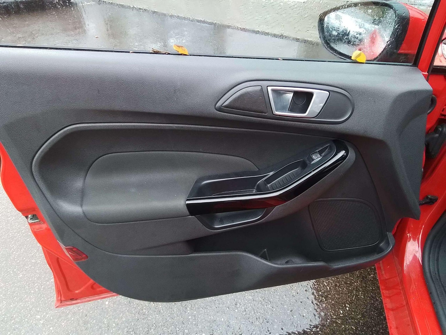 Used Ford Fiesta 2014 for sale - 76432523: Photo 14