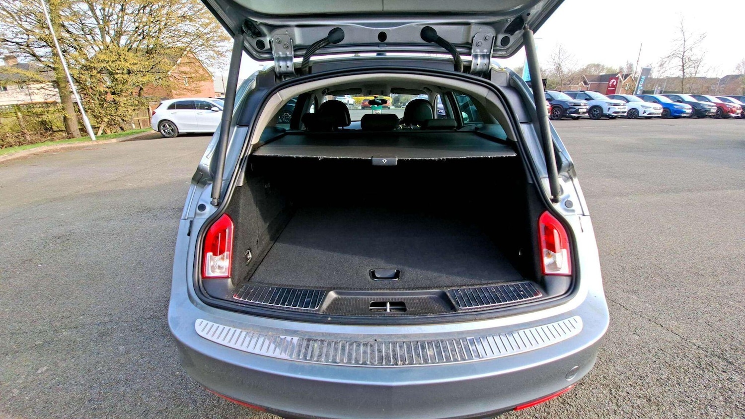 Used Vauxhall Insignia 2011 for sale - 78171342: Photo 19