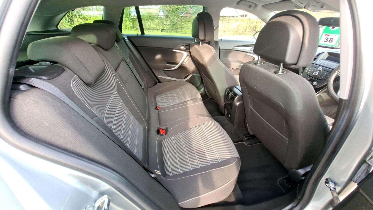 Used Vauxhall Insignia 2011 for sale - 78171342: Photo 8