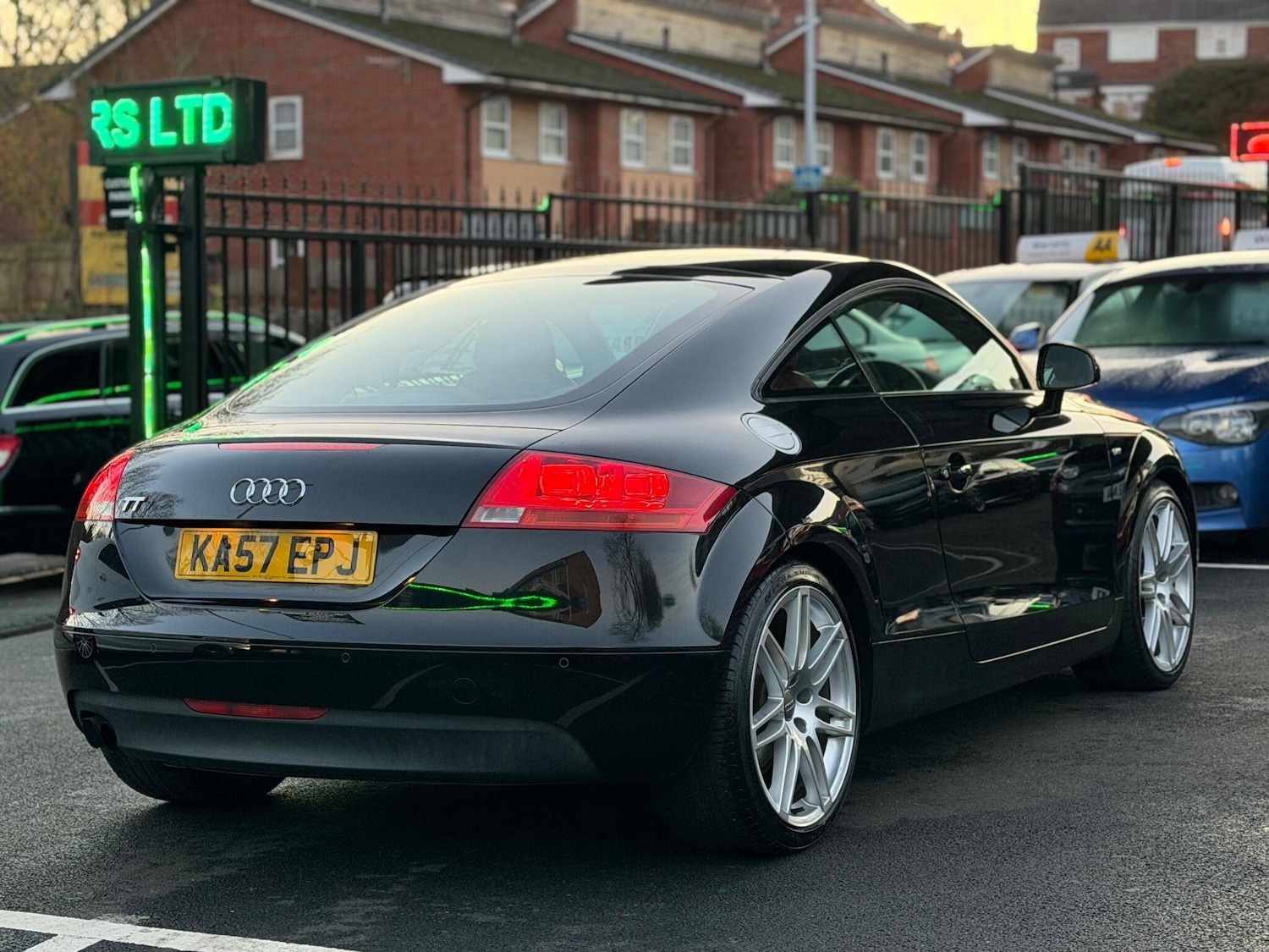 Used Audi TT 2008 for sale - 76511945: Photo 32