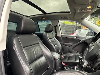 Used Volkswagen Tiguan 2009 for sale - 78609041: Photo