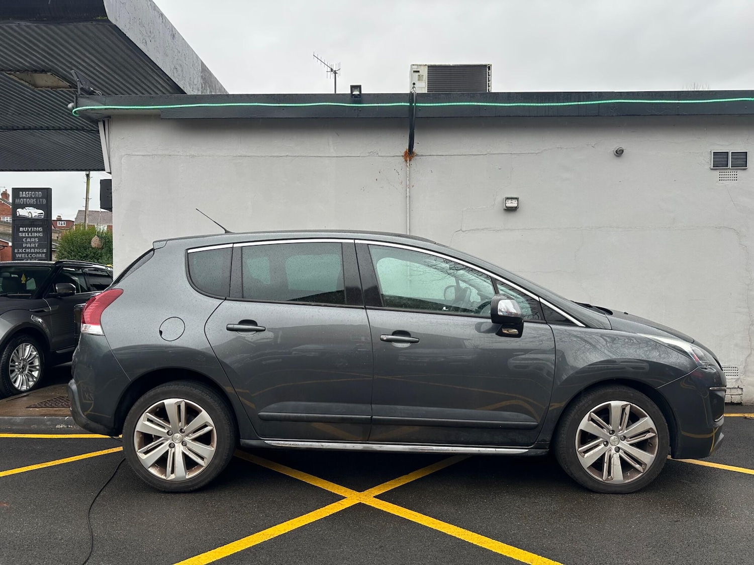 Used Peugeot 3008 2014 for sale - 77190858: Photo 2