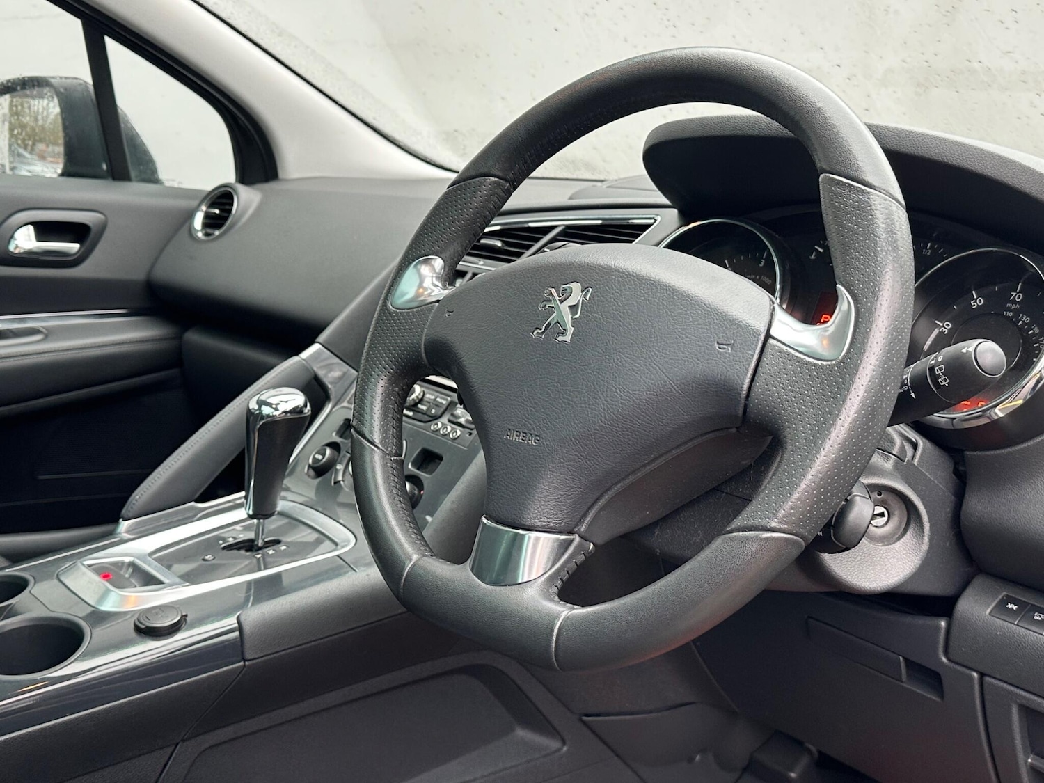 Used Peugeot 3008 2014 for sale - 77190858: Photo 6