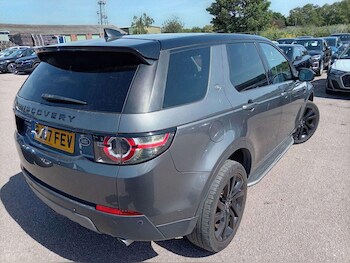 Used Land Rover Discovery Sport 2017 for sale - 78867017: Photo