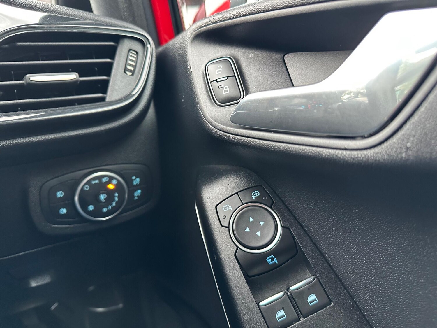 Used Ford Fiesta 2018 for sale - 75866716: Photo 56