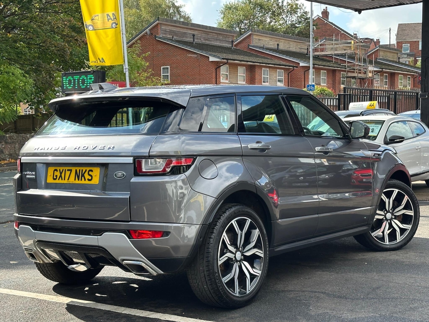 Used Land Rover Range Rover Evoque 2017 for sale - 76012978: Photo 2