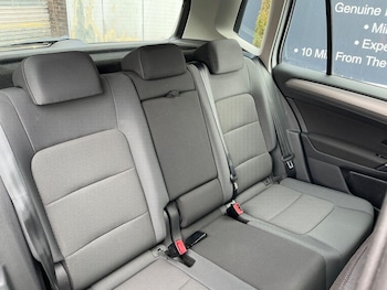 Used Volkswagen Golf SV 2015 for sale - 78170351: Photo